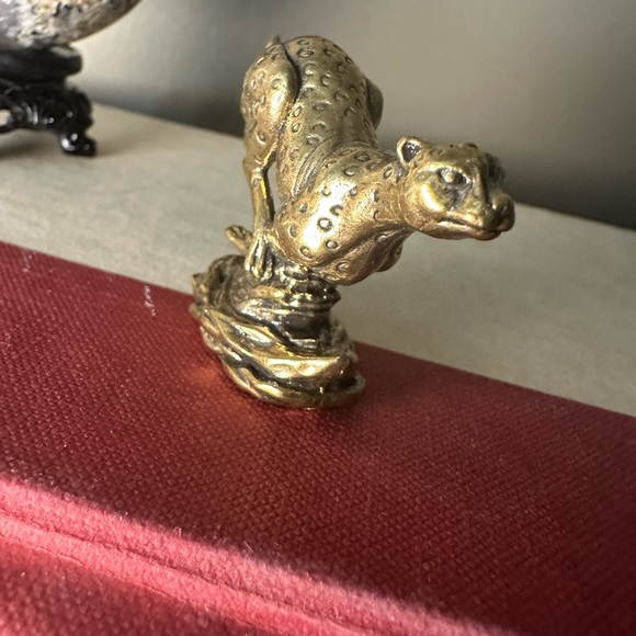 Brass Running Cheetah Miniature Figurine Sculpture - Picture 5 of 9
